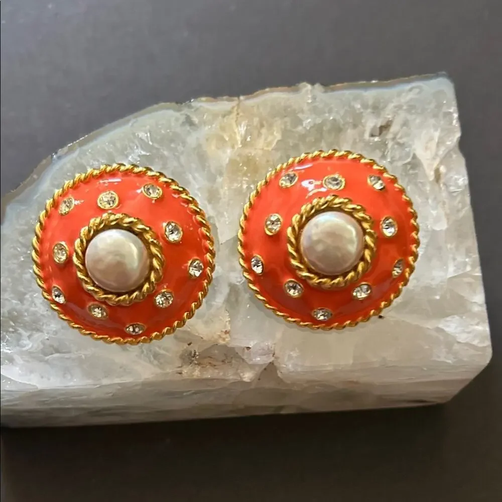 Vintage, Super Cute Gold Mesh and Pearl Hat Brooch